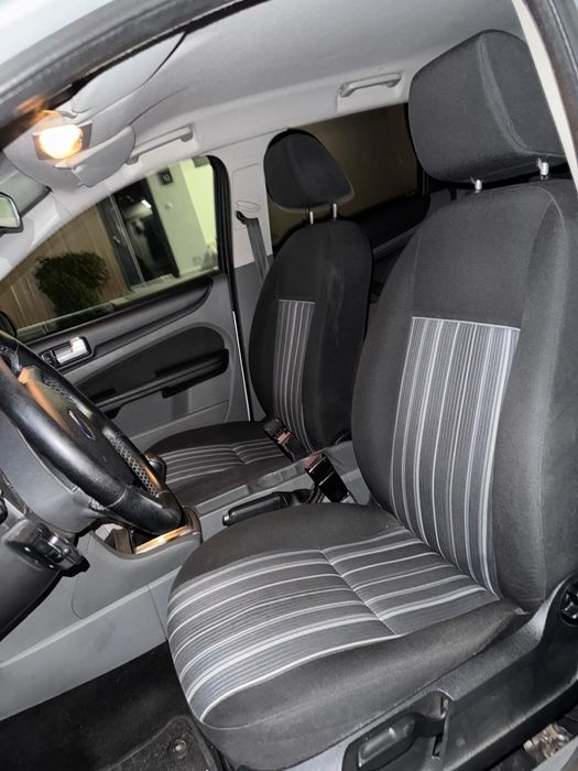 Vând Ford Focus 1,6 TDI