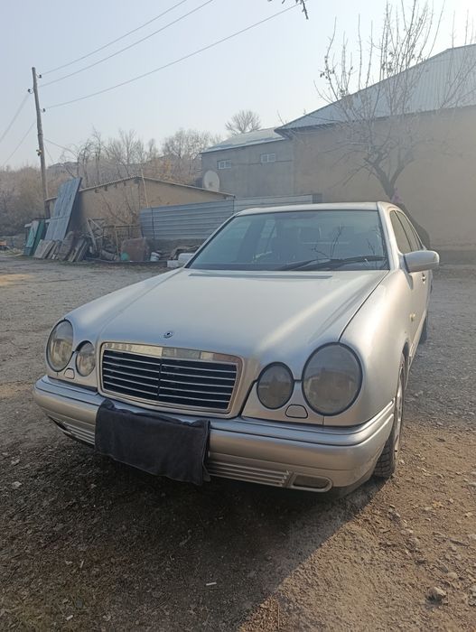 Мерседес 210 фар капот крыло 2бампер стоп торг есть