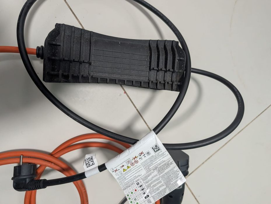 Statie incarcare auto incarcator caznic la 220v priza shuko Original