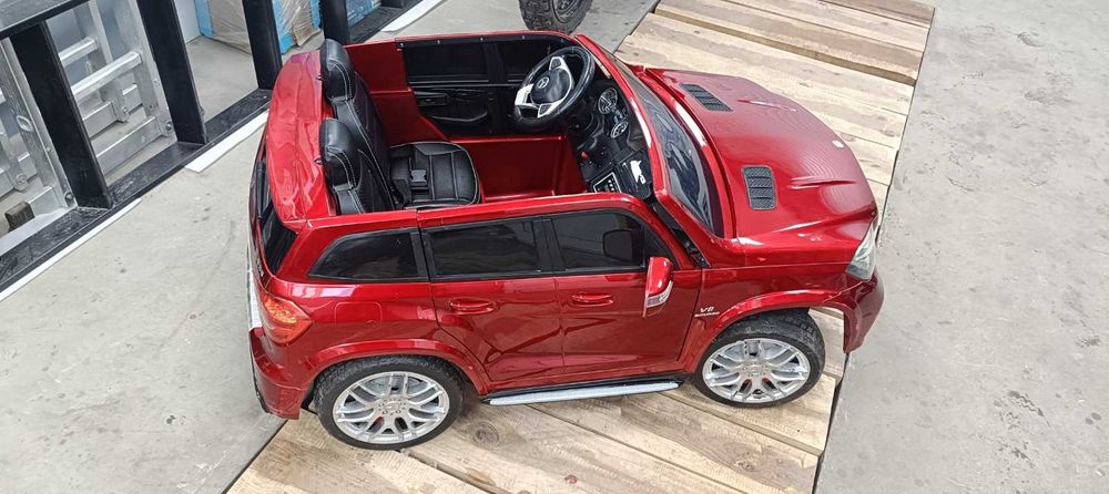 Двуместна електрическа кола