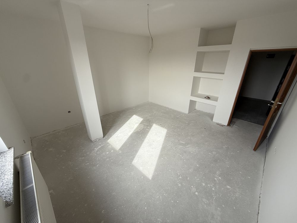 Ofer spre Vanzare Aparament cu 1 Camera / Studio zona Str. Poligonului