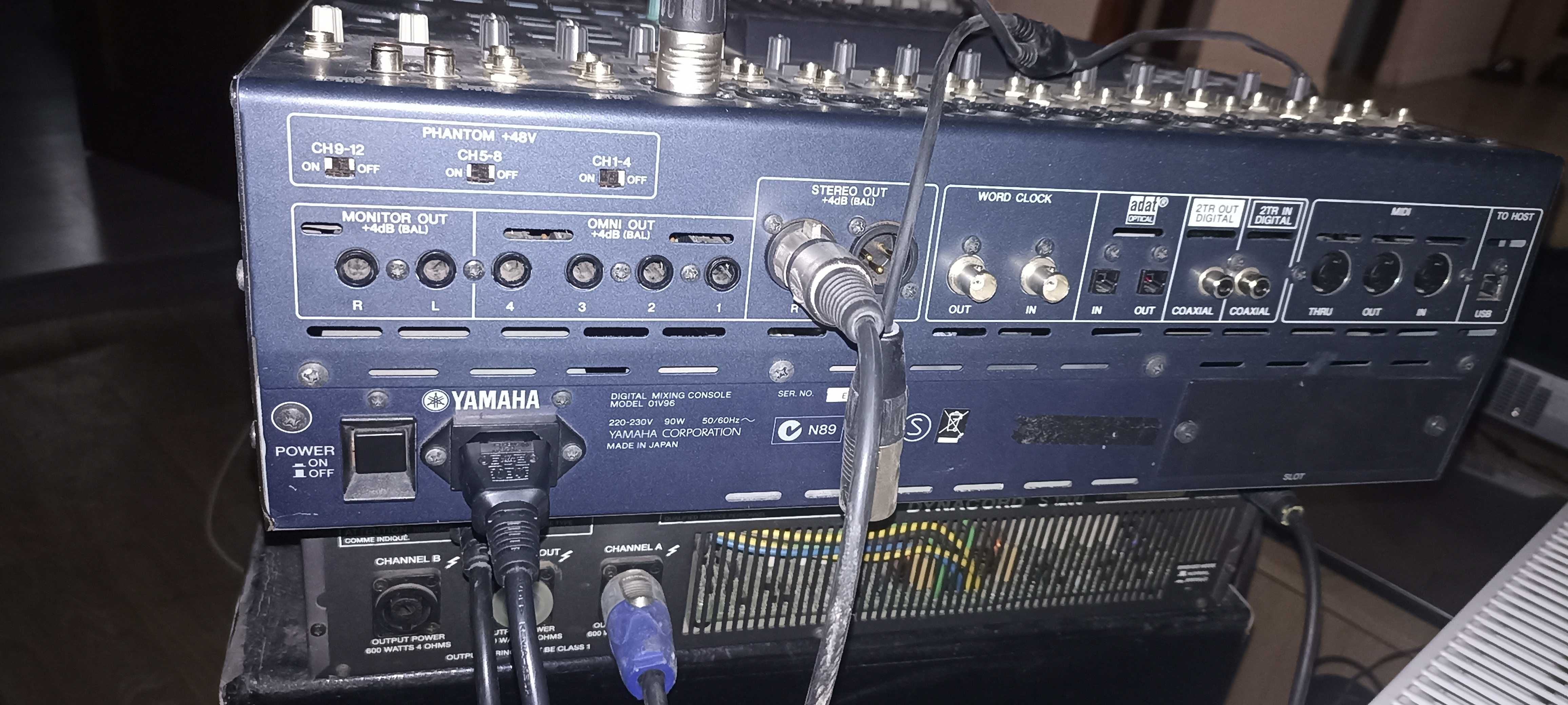 Mixer Yamaha 01v96 vcm