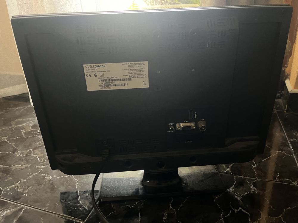 Телевизор Crown 16’inch