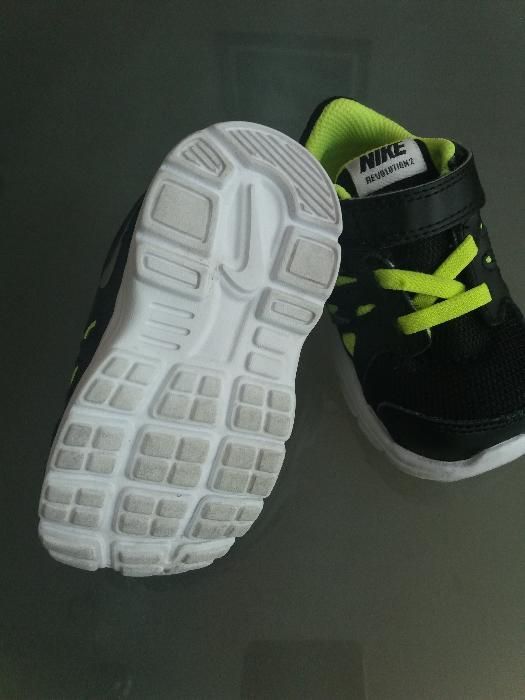 Детски маратонки nike запазени