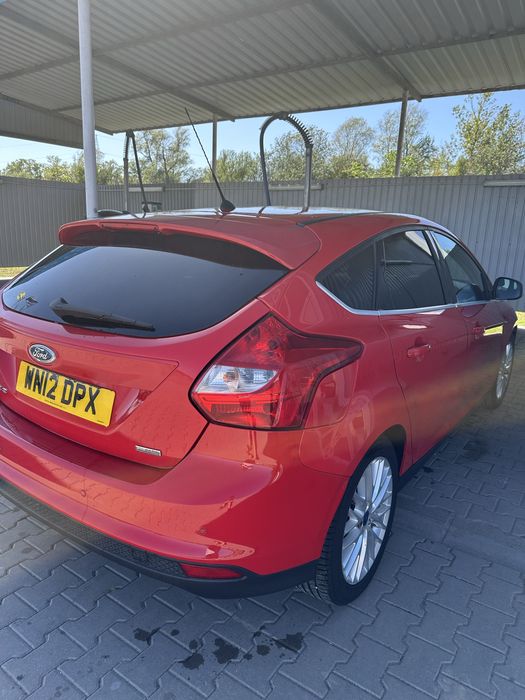 Ford focus volan dreapta 2012