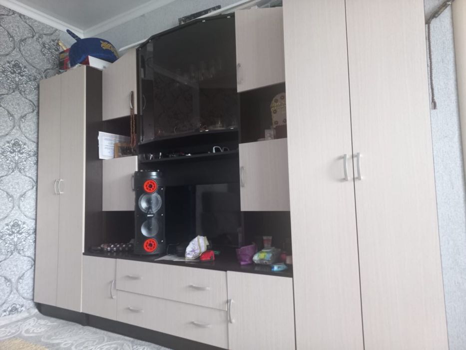 Продаю стенку гарнитур