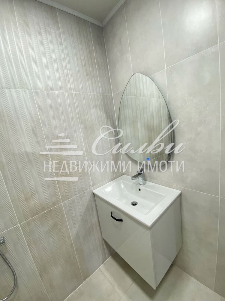 Продава се Двустаен апартамент в Шумен, Боян Българанов 1 - 67 кв.м за 1903 €/кв.м - Снимка #9