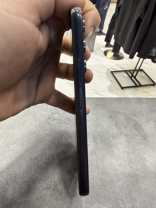 Samsung A 54 256 gigabyt xolati yaxsh ekaran sal singa nu bilnmidi