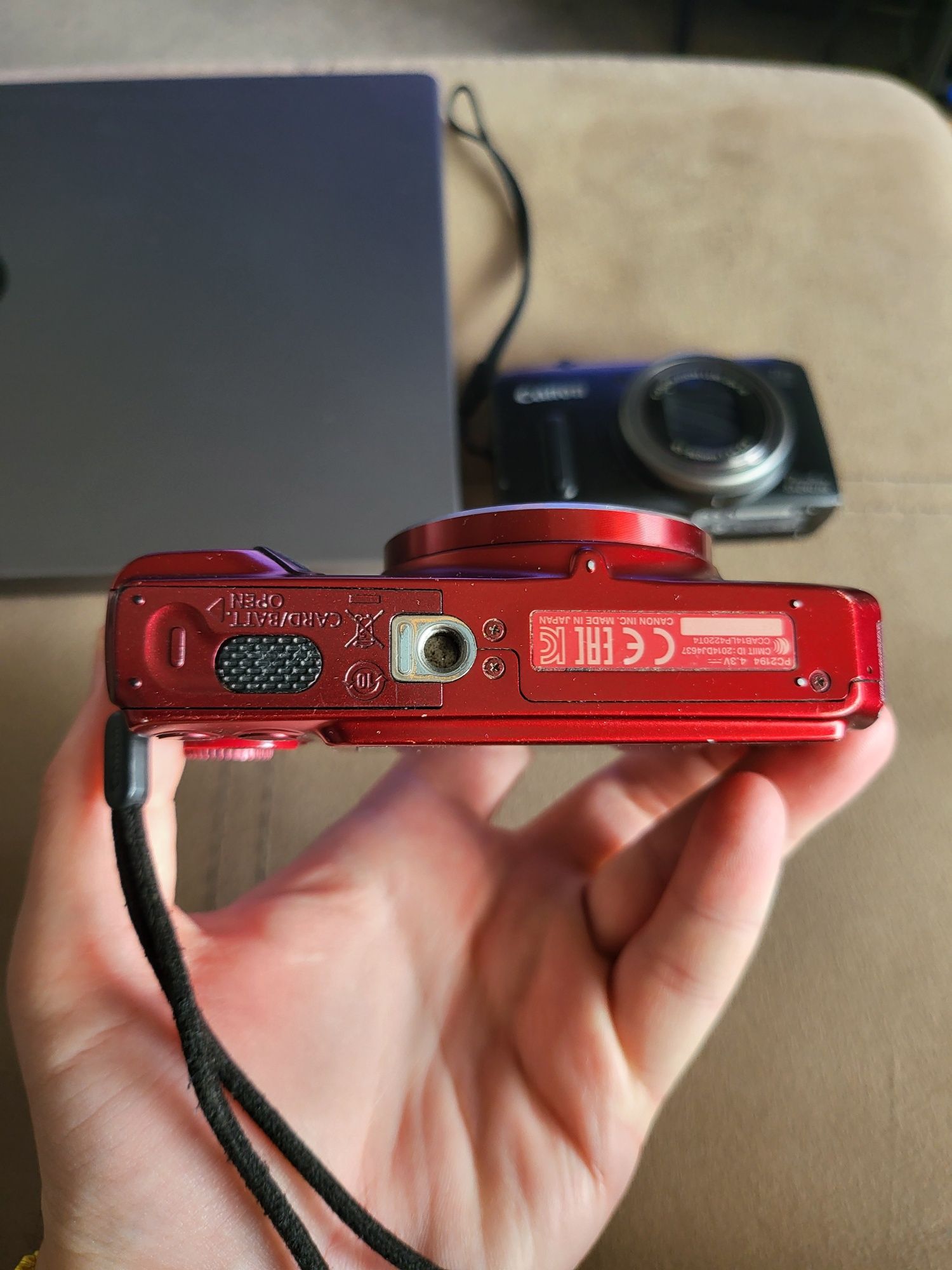 Canon PowerShot SX710 HS WiFi червен
