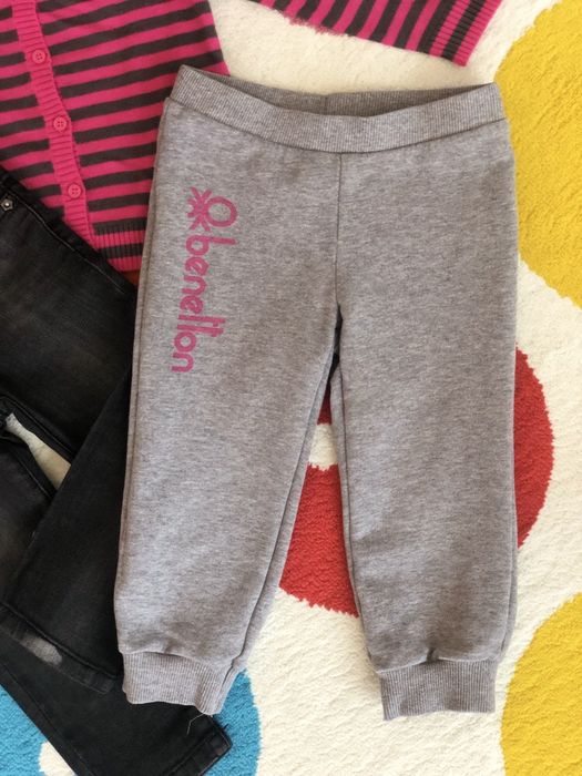 Лот дрешки Benetton размер 2г.