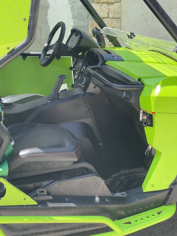 Can-Am Commander 1000xt