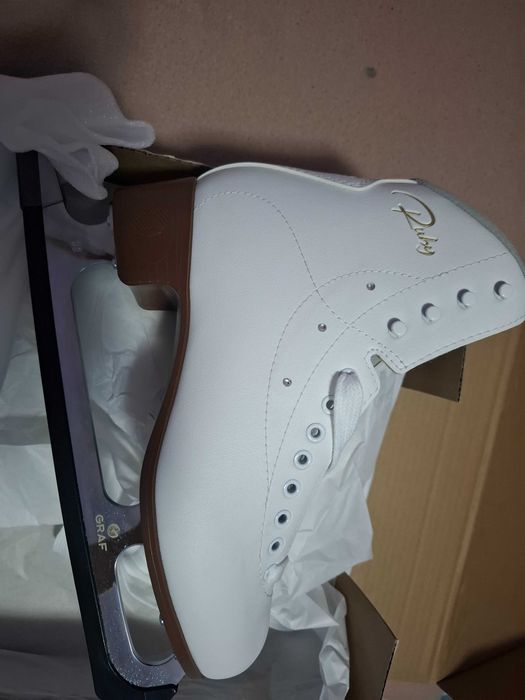 Patine hochei barbat/dama