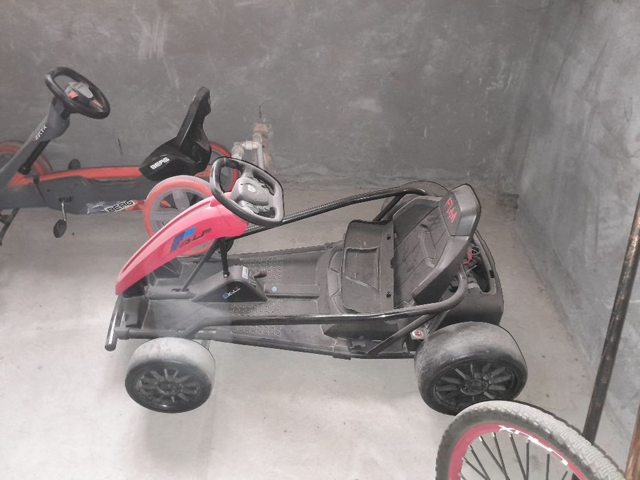 Велосипеды, гонечние мошыни