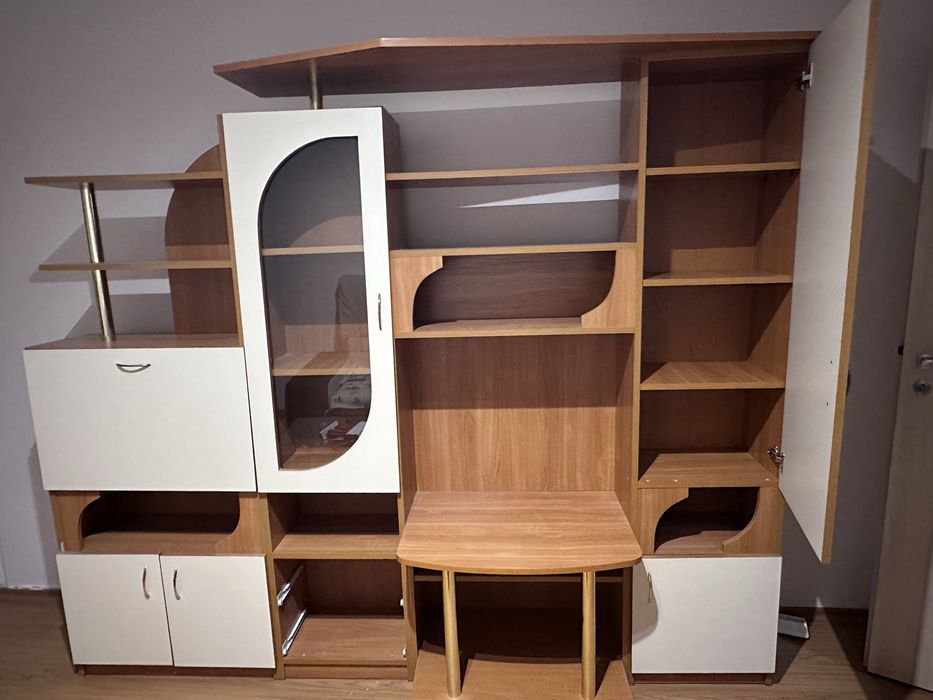 Холна секция с шкафове