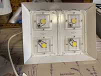 Proiector industrial cu LED-uri, pentru iluminatul spatiilor mari