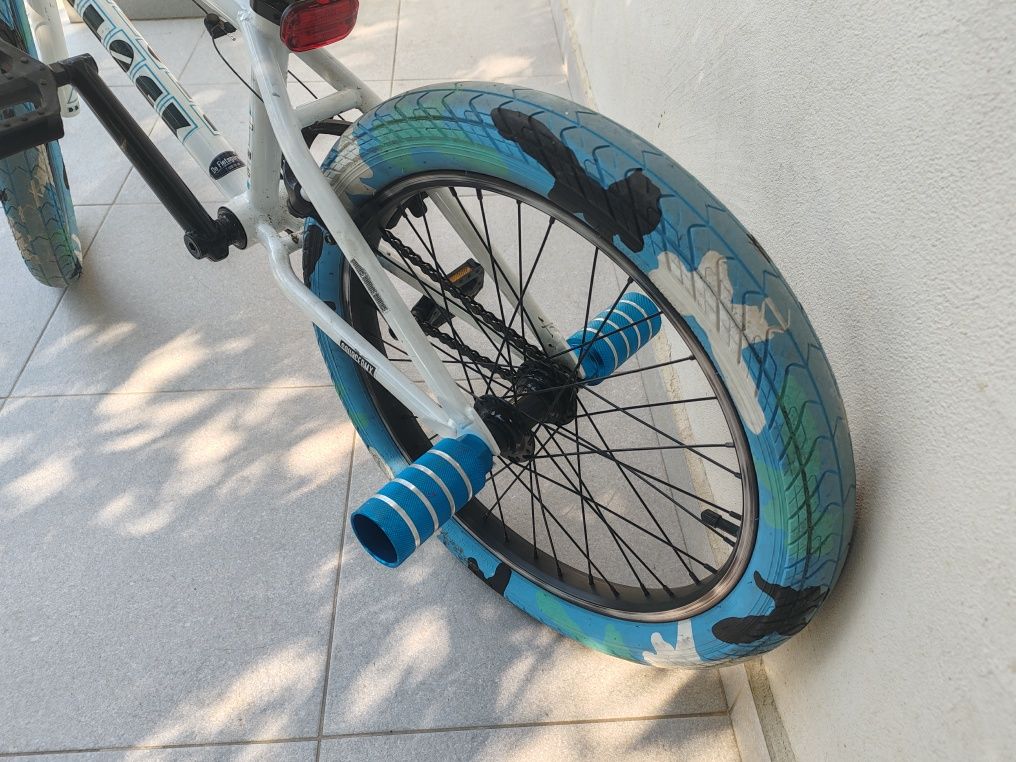 Vând BMX Jet Block/Pegs pe spate/lumini