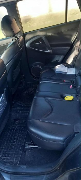 ‼️Vand sau Schimb‼️
Toyota RAV4 2.2 D-177CP – An 2007 – Stare foarte b