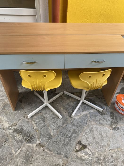Birou 32x180 cm cu 3 locuri si brou 32x120cm 2 locuri