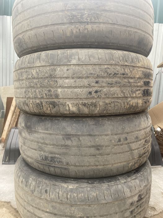 Продам комплект резины , можно по штучно на запаску