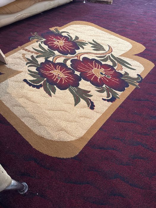 Ковер с цветочным узором — стиль и уют в вашем доме!