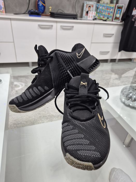 Adidasi nike metcon 9