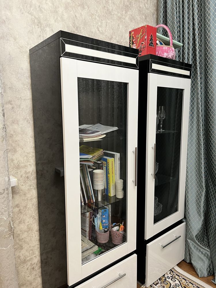 продам шкаф для посуды