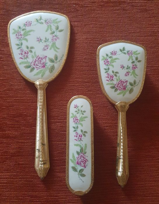 Set vanity de perii+oglinda