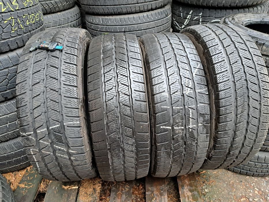 4 anvelope 215/60 R17 C  Continental