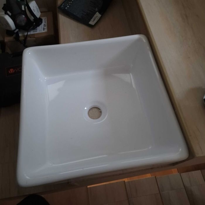 Мивка бял порцелан 39cmx39cm x14cm