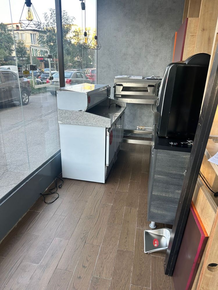 Spatiu comercial de inchiriat. Posibilitate cumparare