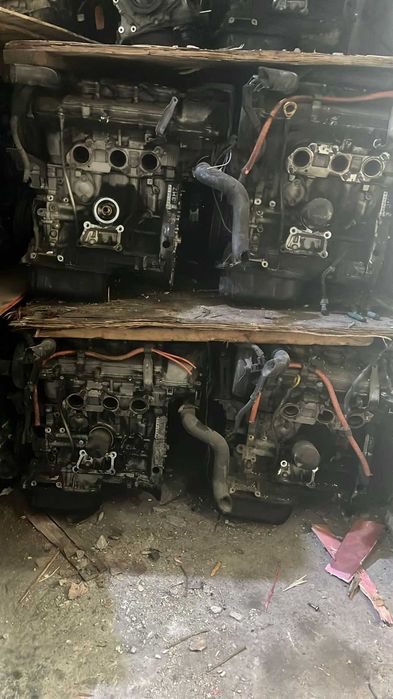 Двигатель на Toyota Nissan 4.6л 5,7, 3,5 2,4 2GR 2AZ  от