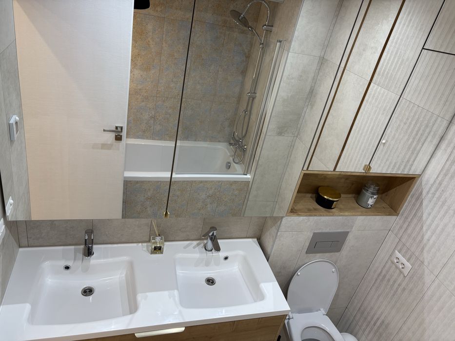 Garsonieră de lux de închiriat – Evolution Apartments