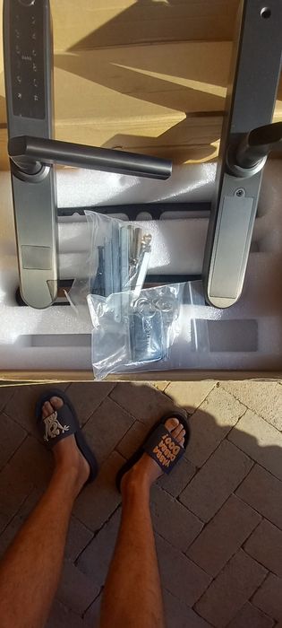 Yala incuietoare smart