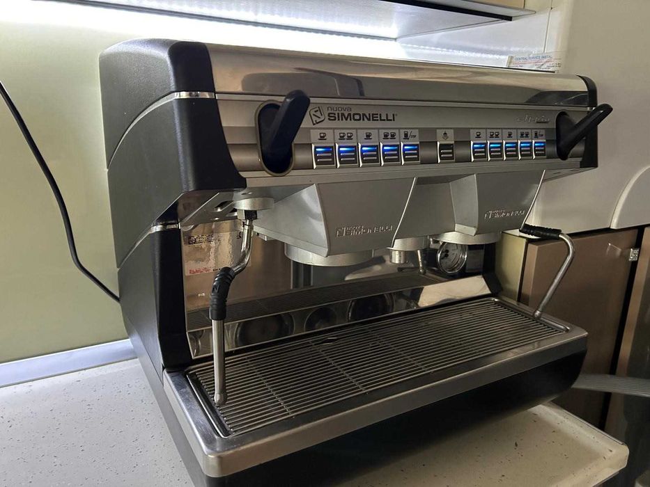 Espressor cafea Nuova Simonelli Appia II 2GR