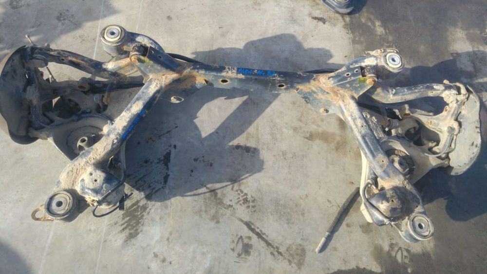 punte spate audi a4 b7 8e0505235bn