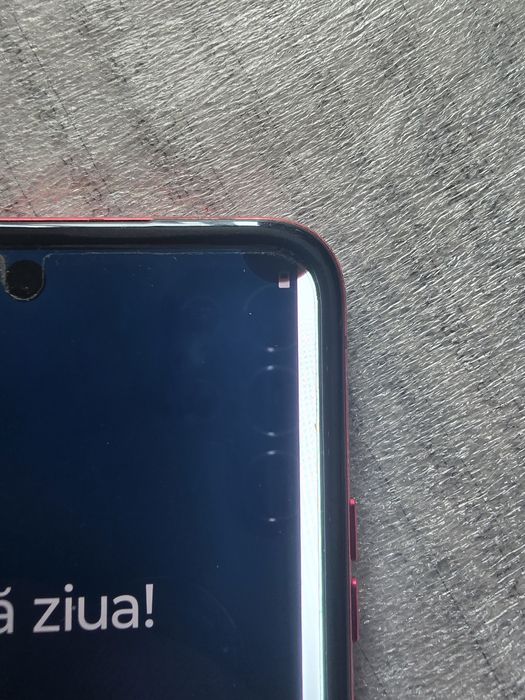 Motorla Razr Ultra 40