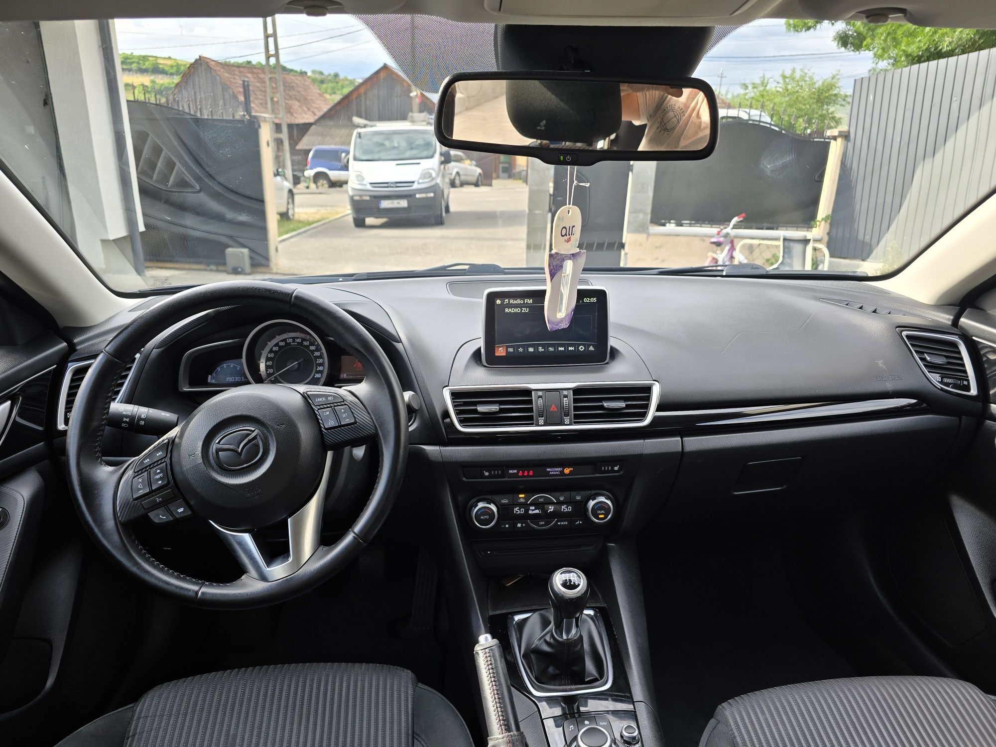 Vand mazda 3 de 2.2 diesel