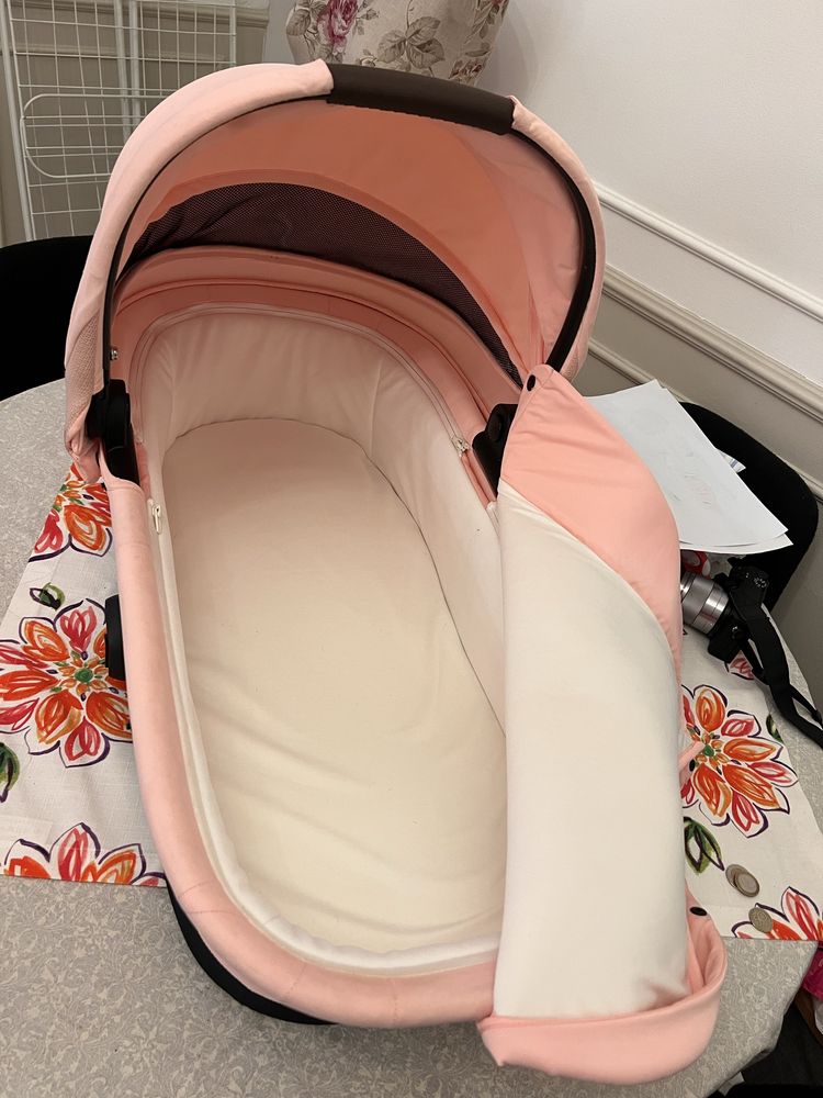 Кош за новородено Cybex Melio