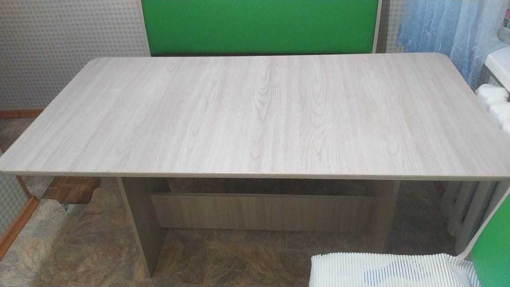 продам кухонный уголок