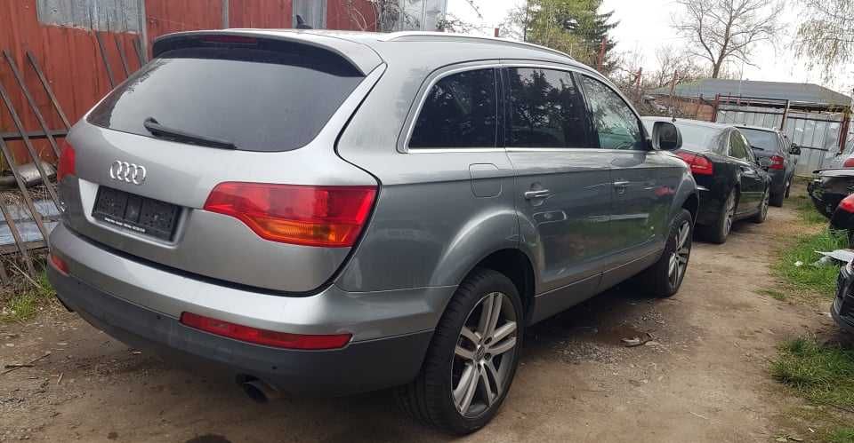 Audi Q7 3.0tdi BUG  на части / ауди кю7 3.0тди 233