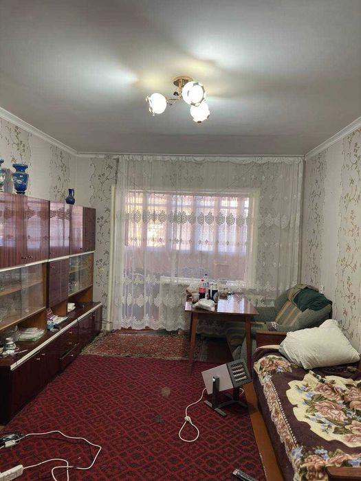 2х комнатная в спокойном районе, без ремонта