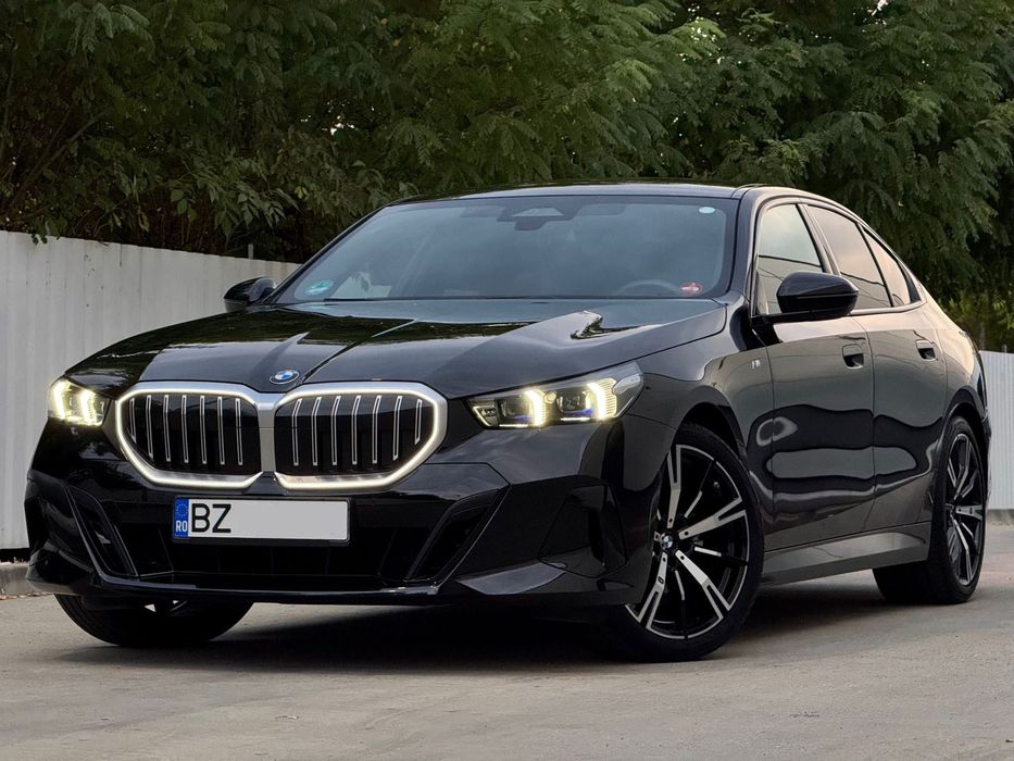 BMW Seria 5 BMW 520d - New Model - Mild Hybrid - M Sport - Panorama - Iconic Glow