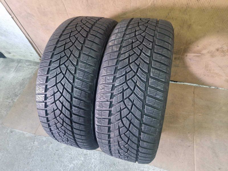 2 Goodyear R20 255/45
зимни гуми 
DOT3418