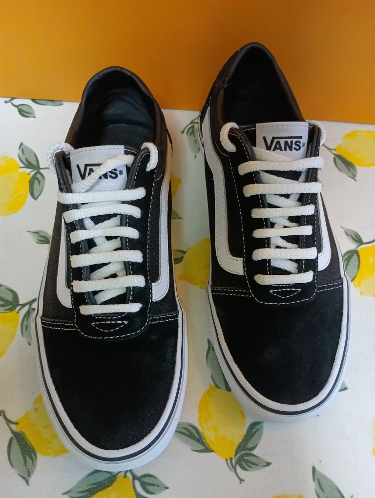 Vans N 41 кожени - 32 лв