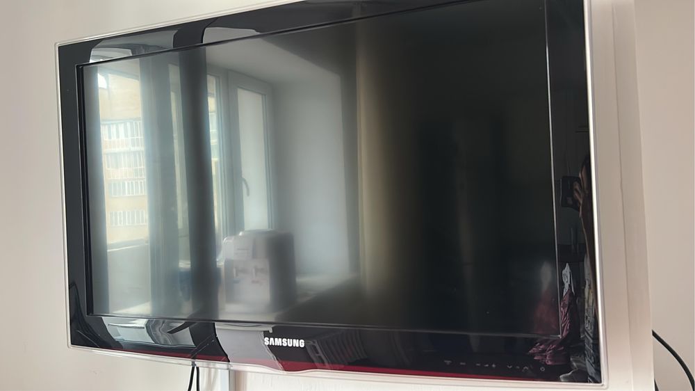 Телевизор 96 см. Самсунг