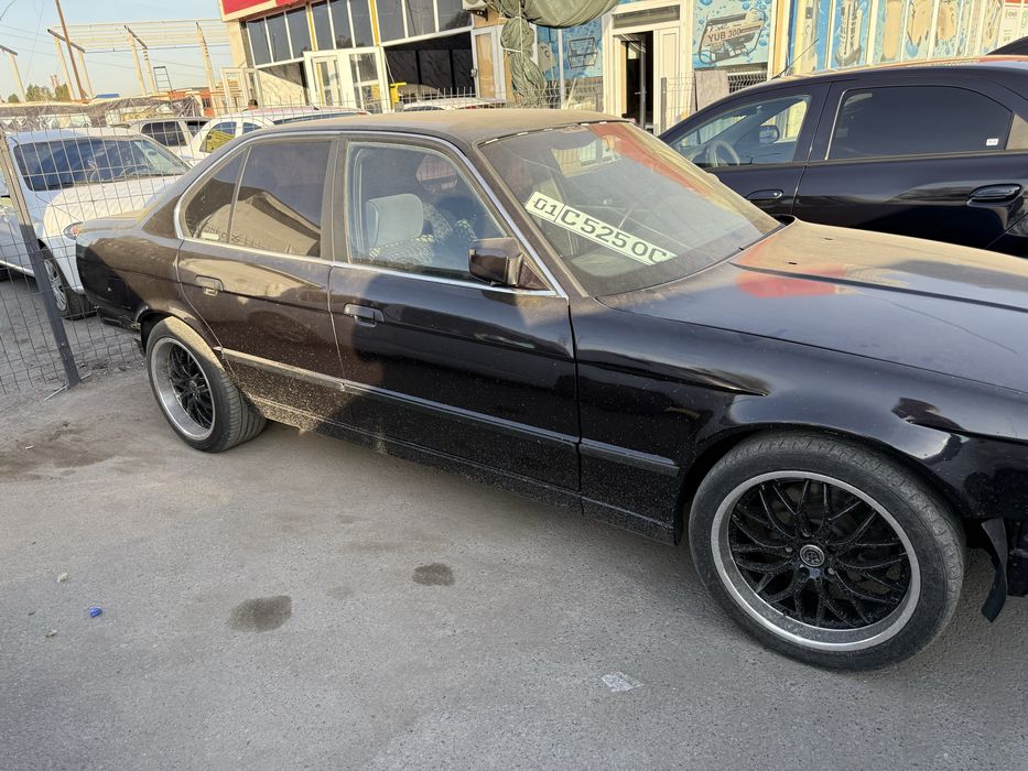 BMW E34 535 в отличном состоянии