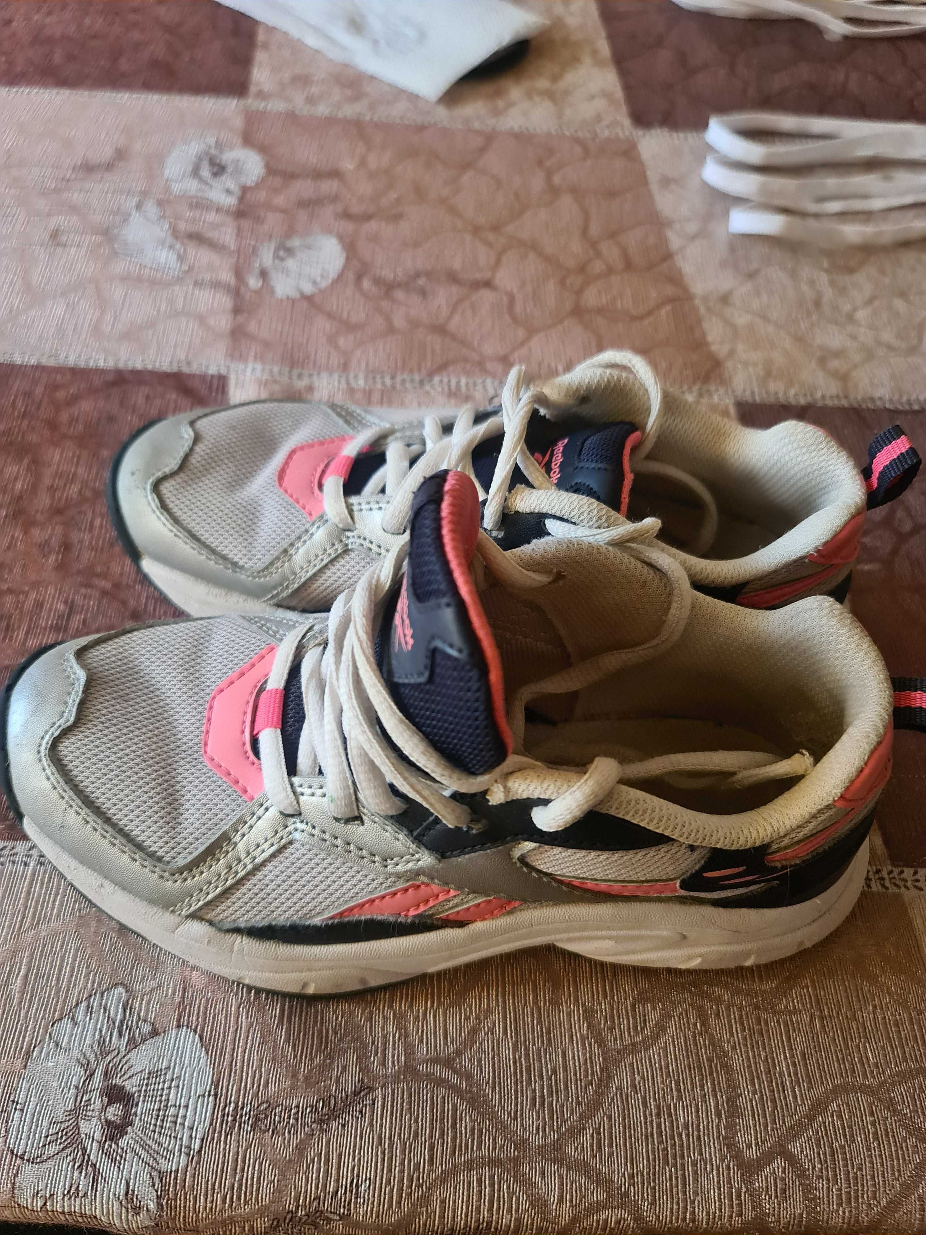 Детски маратонки "reebok"
