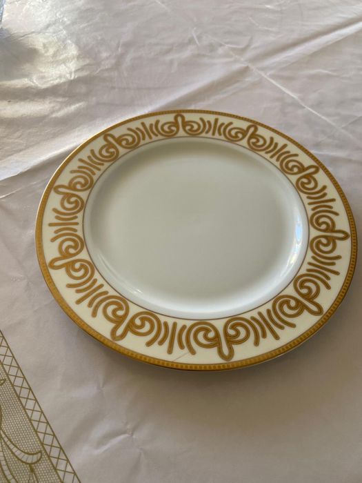 Тарелка , ваза