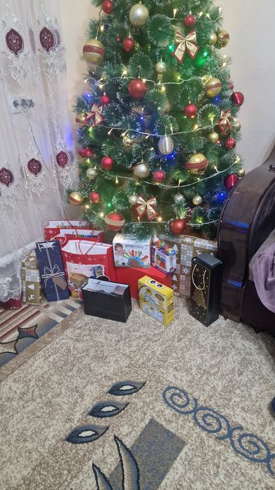 Елка в отличном состоянии