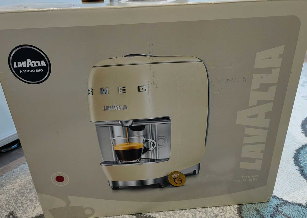 Vând Espressor cafea smeg